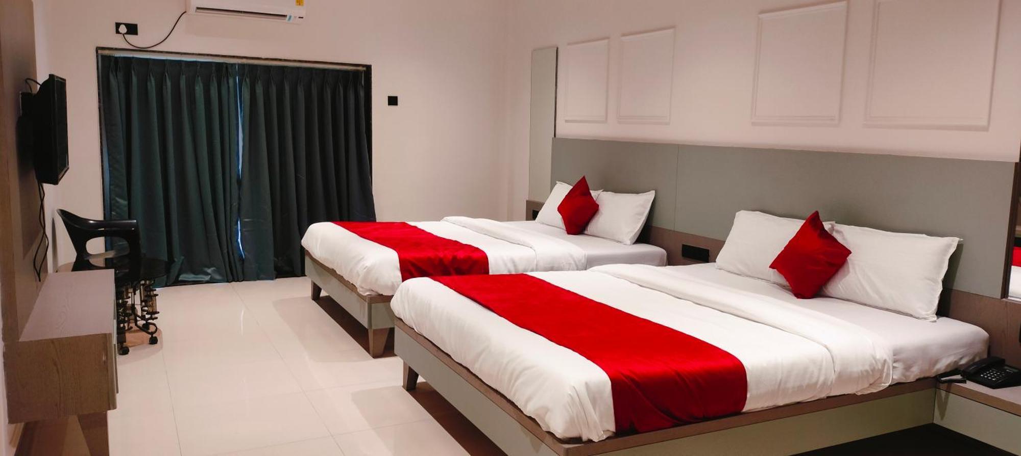 Golden Resort Igatpuri Εξωτερικό φωτογραφία