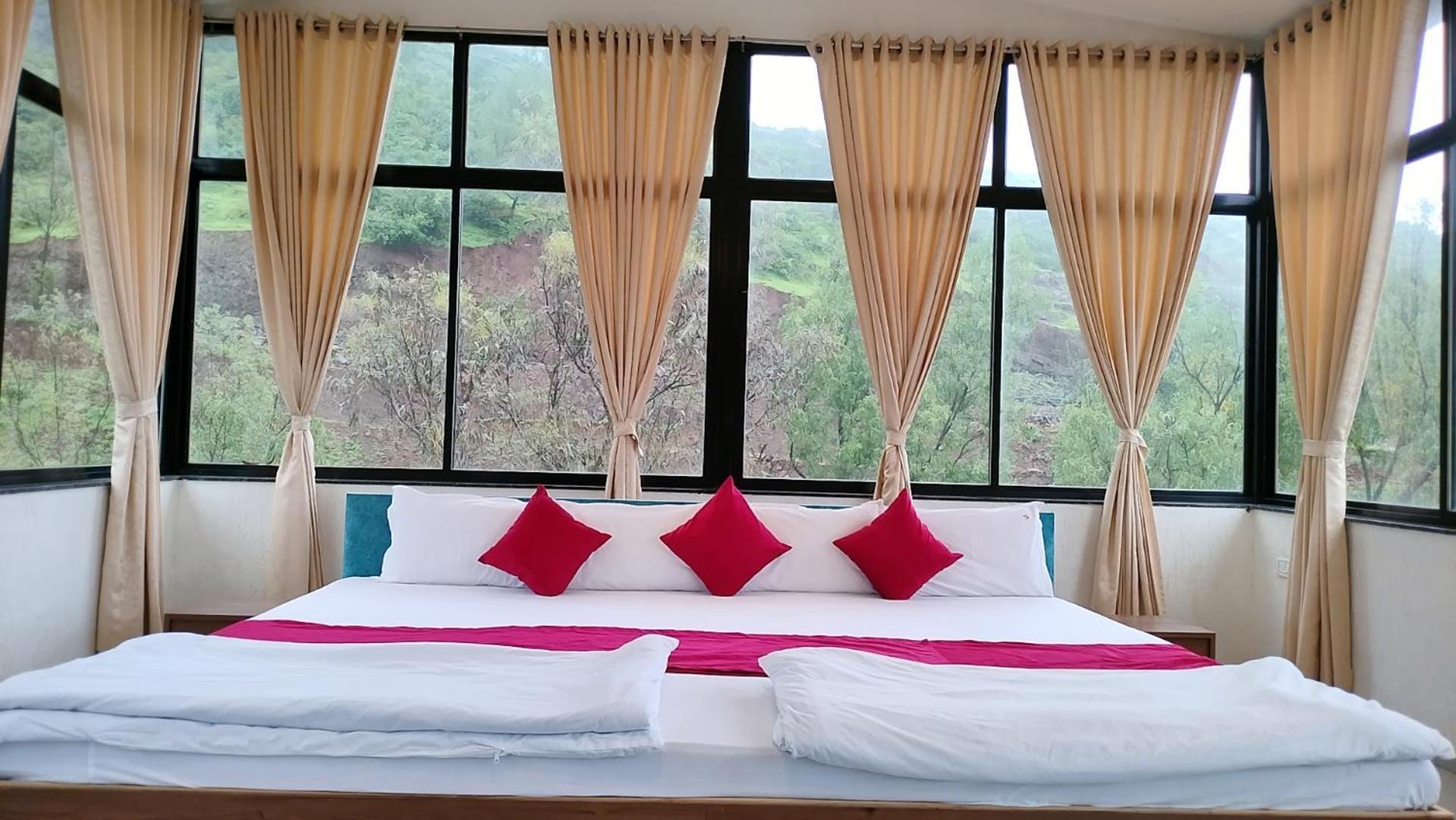 Golden Resort Igatpuri Εξωτερικό φωτογραφία