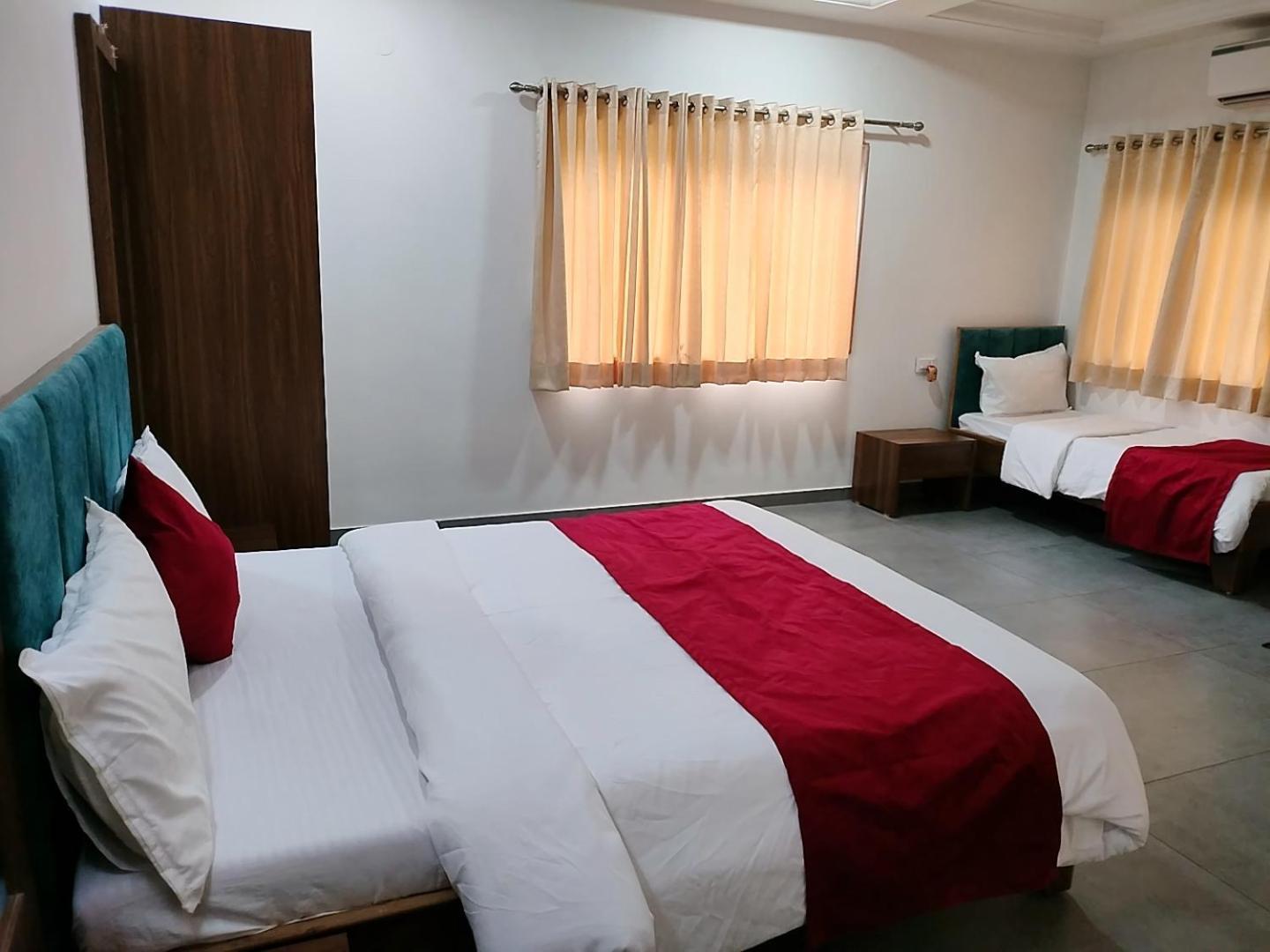 Golden Resort Igatpuri Εξωτερικό φωτογραφία