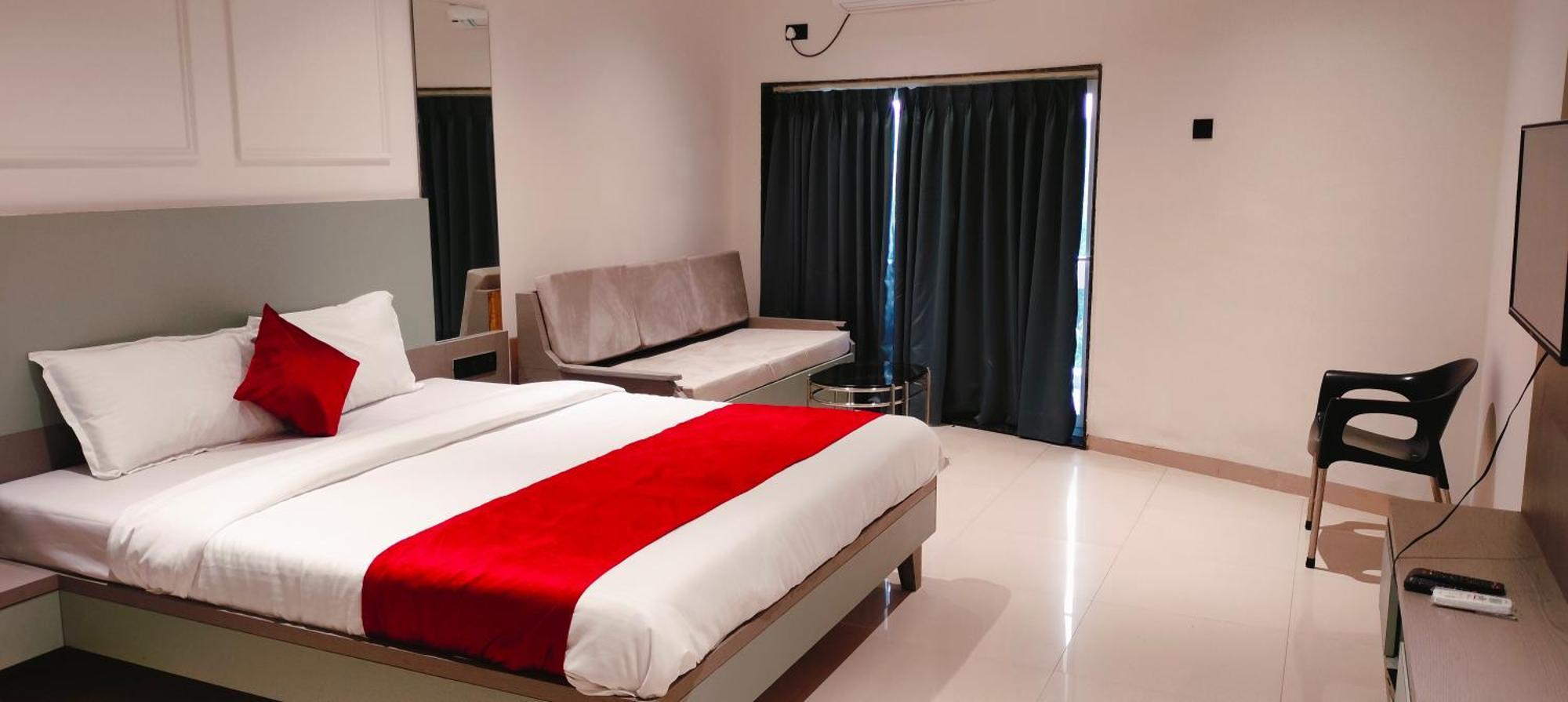 Golden Resort Igatpuri Εξωτερικό φωτογραφία